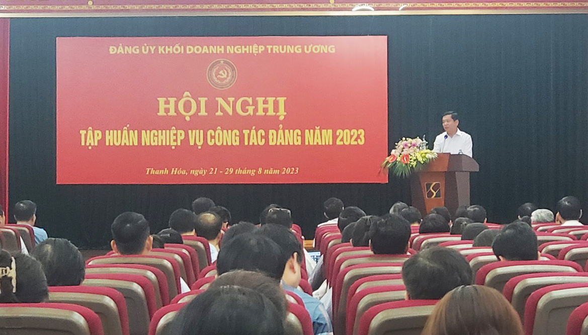 Toàn cảnh Hội nghị. 