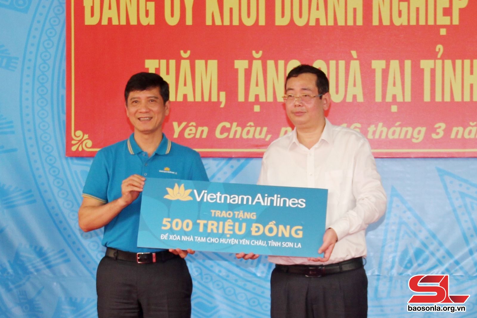 Đại diện lãnh đạo Đảng uỷ Tổng công ty Hàng không Việt Nam