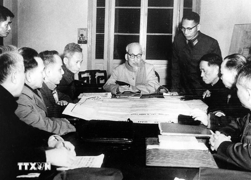 Ngày 28/12/1967, Chủ tịch Hồ Chí Minh họp Bộ Chính trị Trung ương Đảng quyết định chủ trương mở đợt Tổng tiến công và nổi dậy Tết Mậu Thân (1968). (Ảnh: TTXVN)