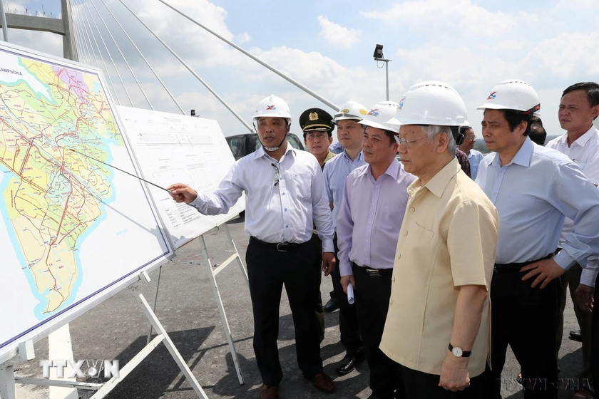 Trong công việc, Tổng Bí thư Nguyễn Phú Trọng luôn thể hiện tinh thần trách nhiệm cao, thái độ nghiêm túc, phương pháp làm việc khoa học, quyết đoán, giữ vững nguyên tắc. (Nguồn: TTXVN)