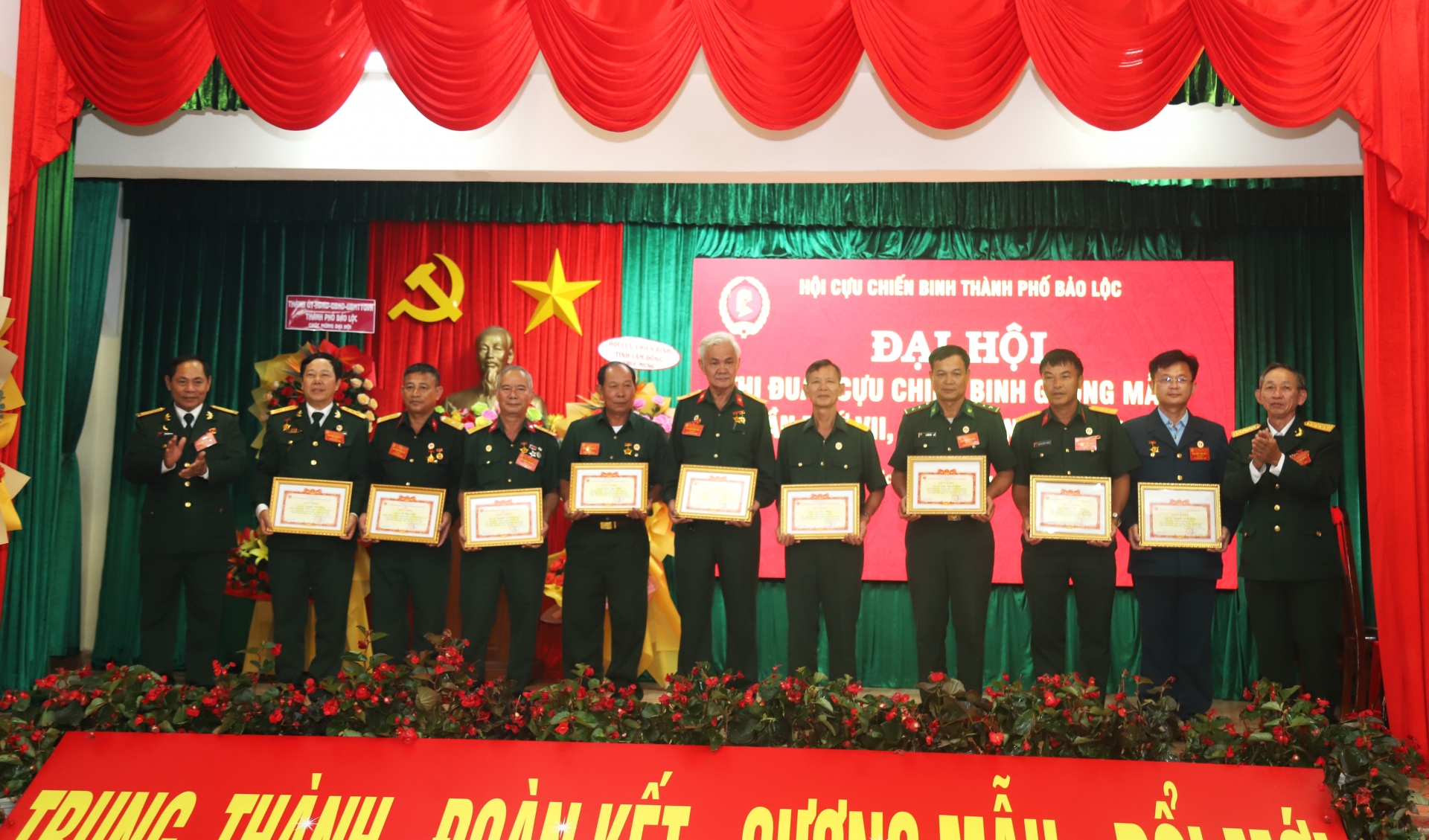 Các tập thể, cá nhân nhận khen thưởng của Hội CCB TP Bảo Lộc