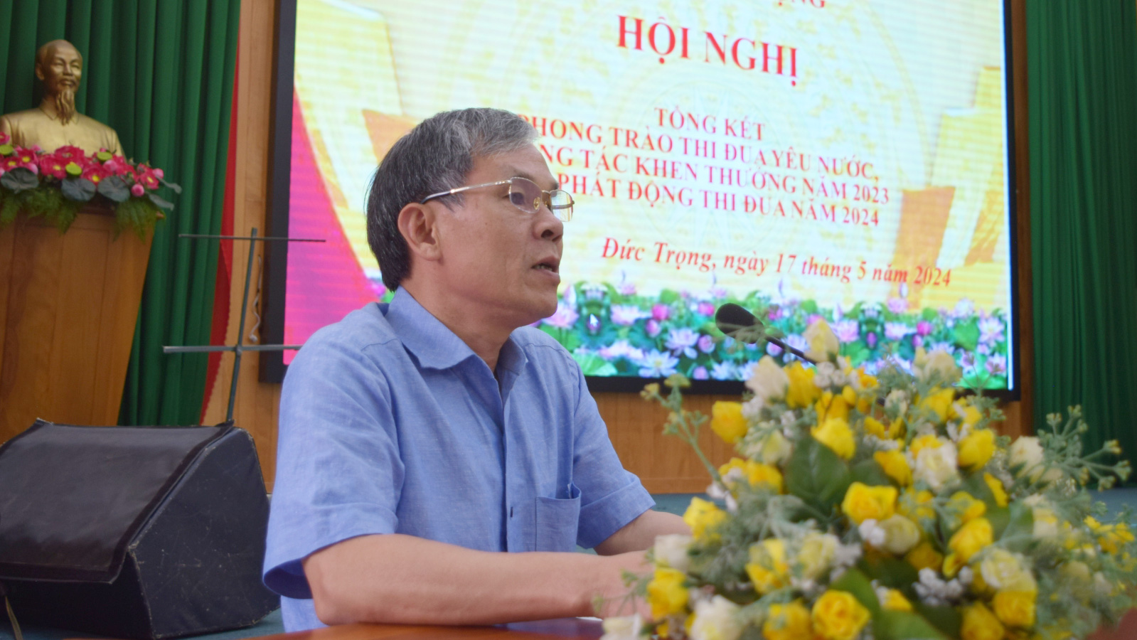 Đồng chí Nguyễn Văn Cường – Chủ tịch UBND huyện, phát biểu phát động thi đua năm 2024