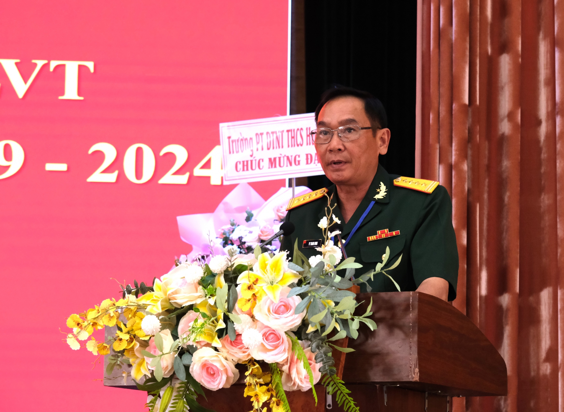 Đại tá Vy Thanh Minh – Uỷ viên Ban Thường vụ Đảng uỷ Quân sự tỉnh - Phó chỉ huy trưởng, Tham mưu trưởng Bộ CHQS tỉnh phát biểu chỉ đạo Đại hội