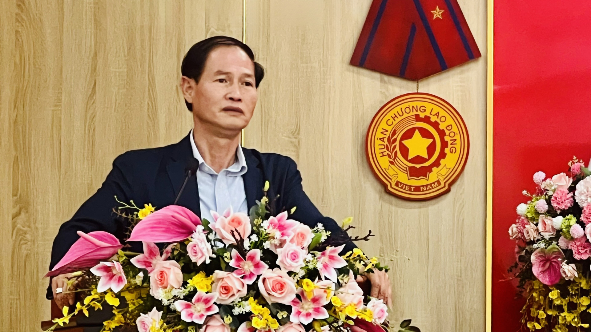 Đồng chí Nguyễn Trọng Ánh Đông - Trưởng Ban Tổ chức Tỉnh uỷ tiếp thu và giải trình kiến nghị cử tri