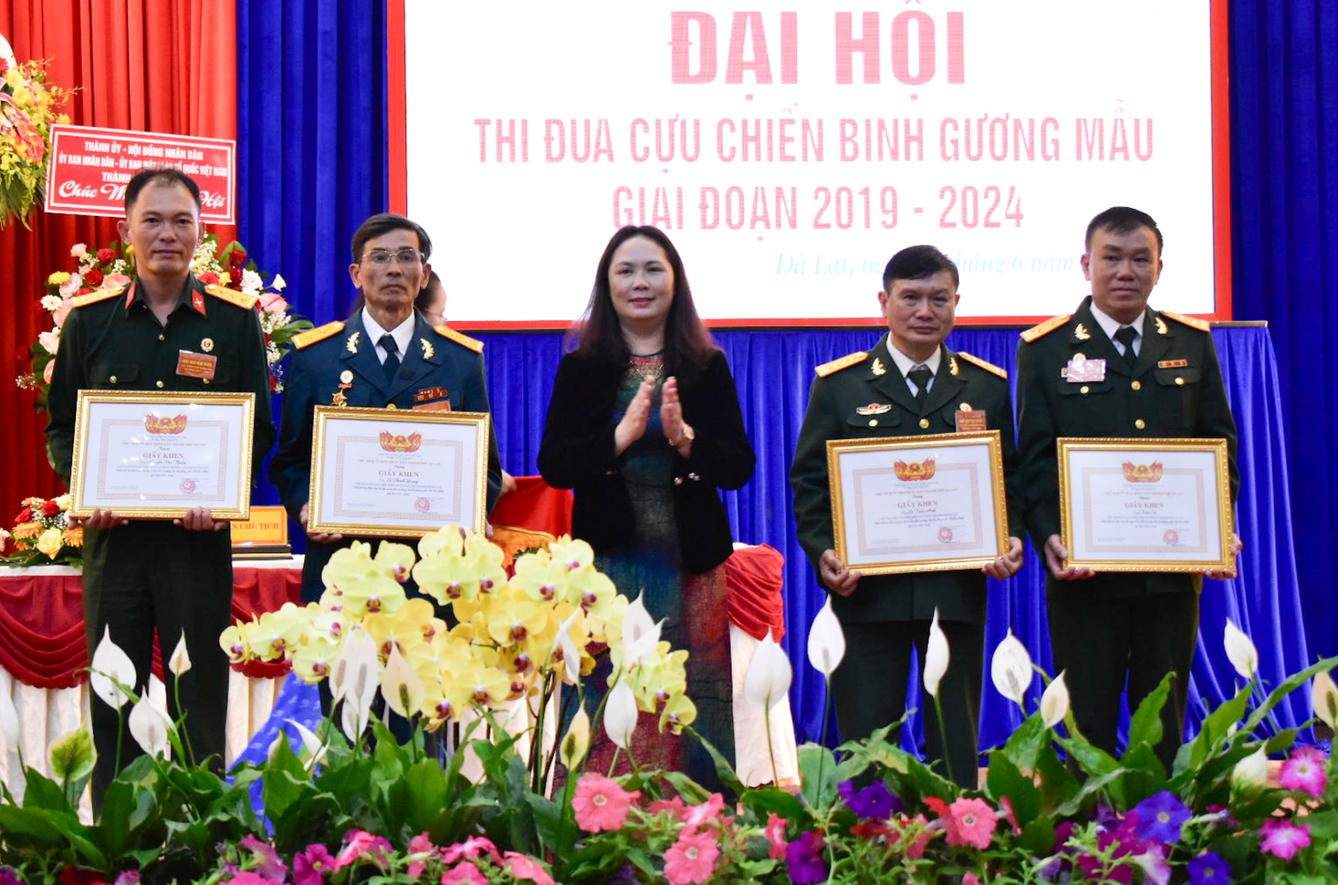 UBND TP Đà Lạt khen thưởng các cá nhân điển hình trong học tập và làm theo tư tưởng, đạo đức phong cách Hồ Chí Minh