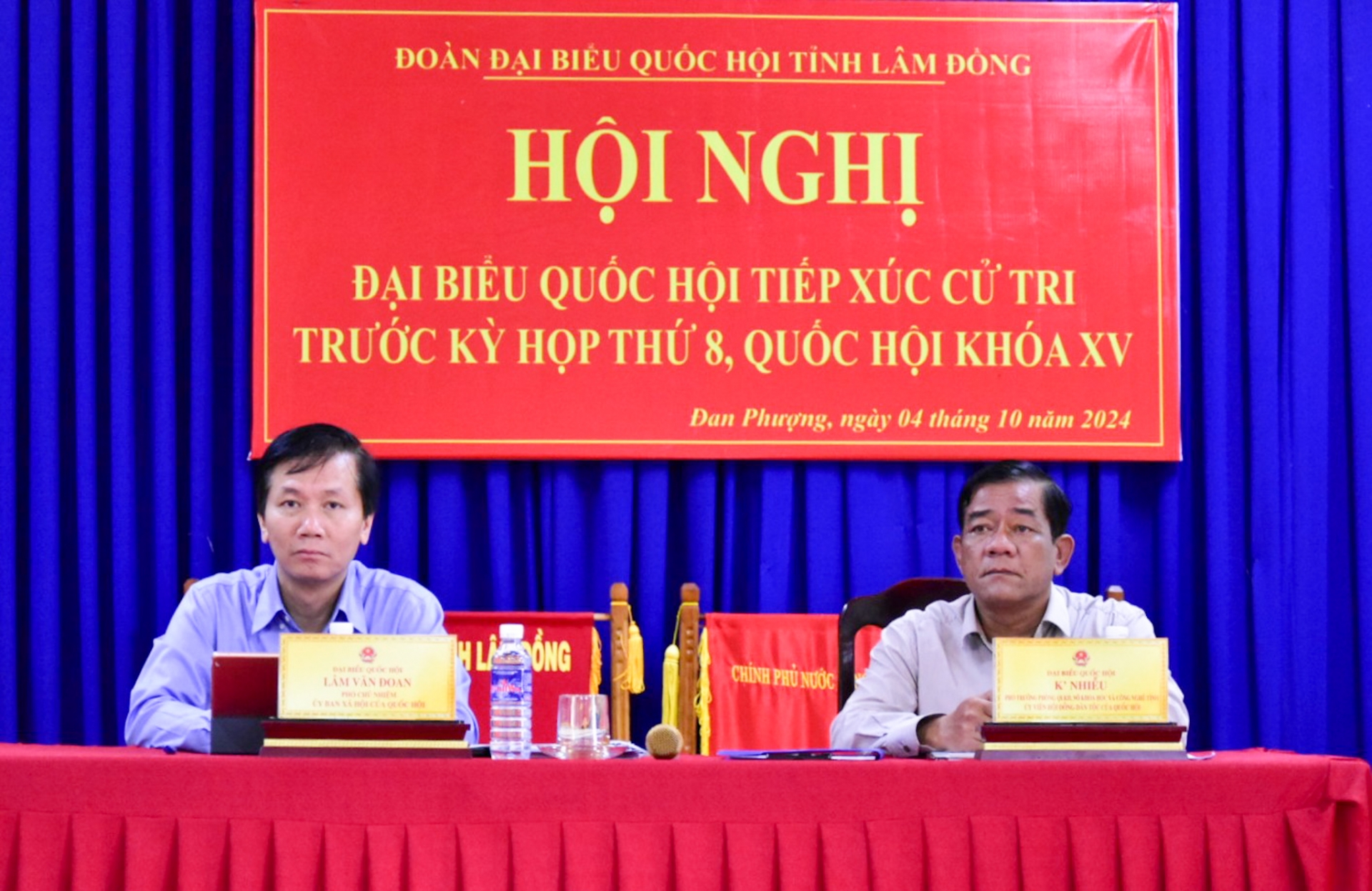 ĐBQH chủ trì buổi tiếp xúc cử tri 