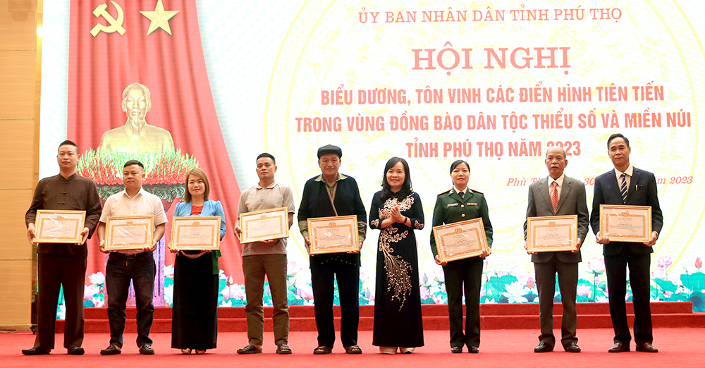 Tôn vinh 77 điển hình tiên tiến trong vùng đồng bào dân tộc thiểu số và miền núi năm 2023