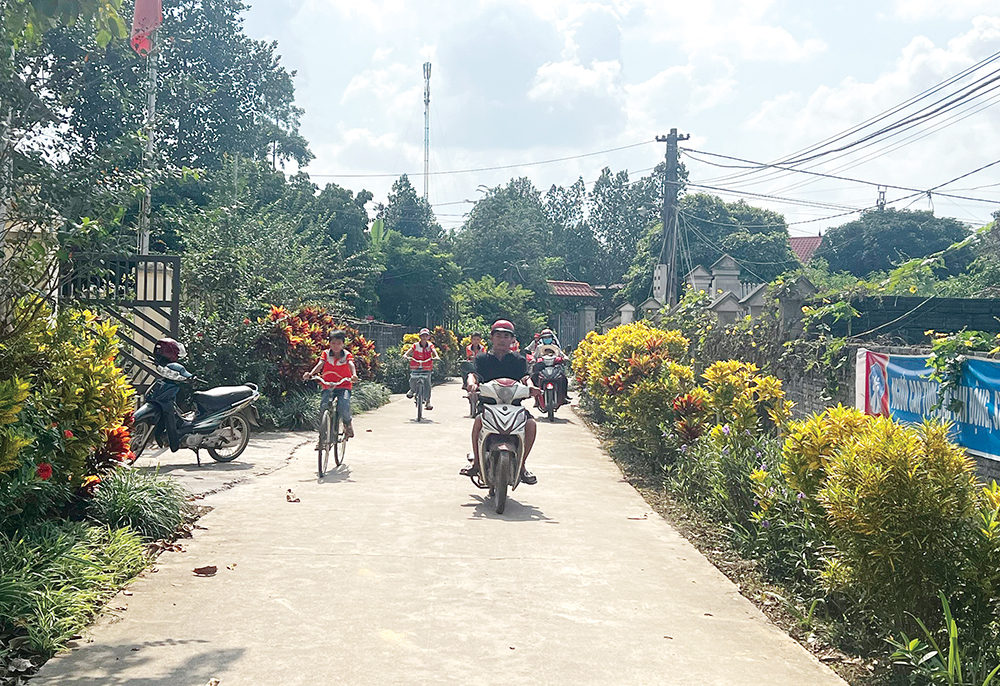 Chuyển biến học và làm theo Bác ở Đảng bộ huyện Yên Lập