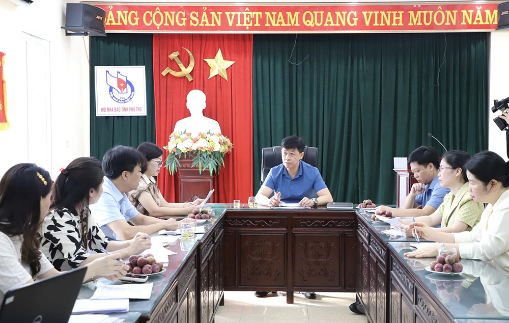 Chung khảo Giải Báo chí tỉnh lần thứ XIV và Giải Báo chí về công tác xây dựng Đảng tỉnh Phú Thọ