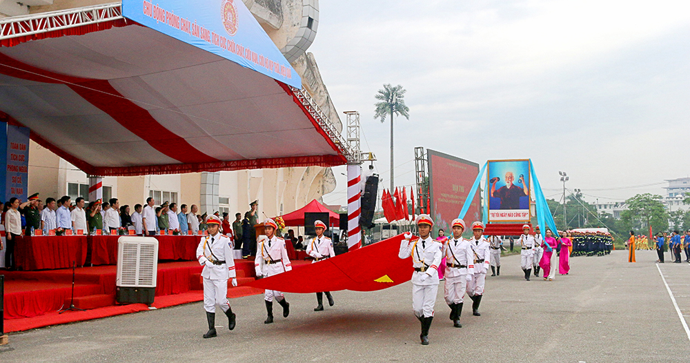 Hội thi nghiệp vụ chữa cháy và cứu nạn, cứu hộ “Tổ liên gia an toàn phòng cháy, chữa cháy”