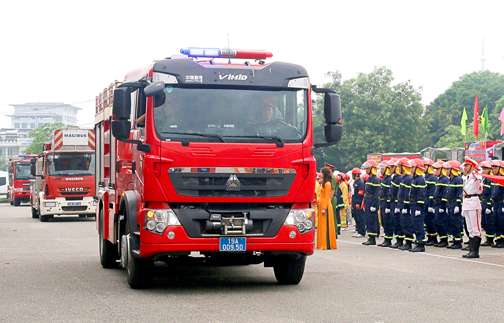 Hội thi nghiệp vụ chữa cháy và cứu nạn, cứu hộ “Tổ liên gia an toàn phòng cháy, chữa cháy”