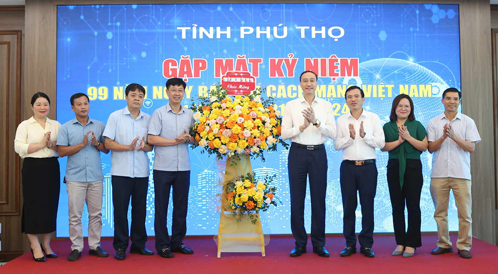 Gặp mặt Kỷ niệm 99 năm Ngày Báo chí cách mạng Việt Nam