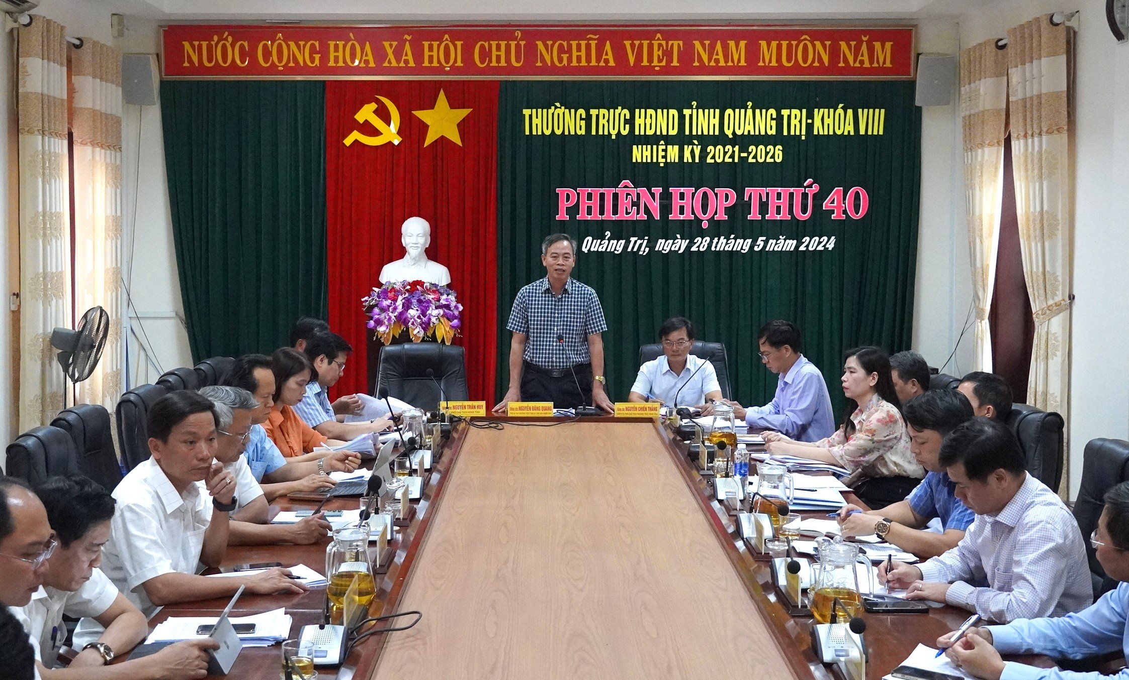 Phiên họp thứ 40 của Thường trực HĐND tỉnh