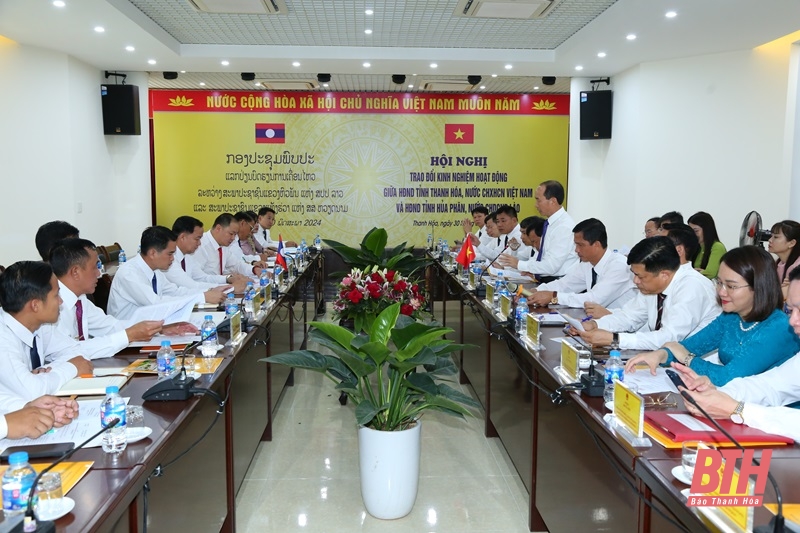 HĐND hai tỉnh Thanh Hoá - Hủa Phăn trao đổi kinh nghiệm hoạt động