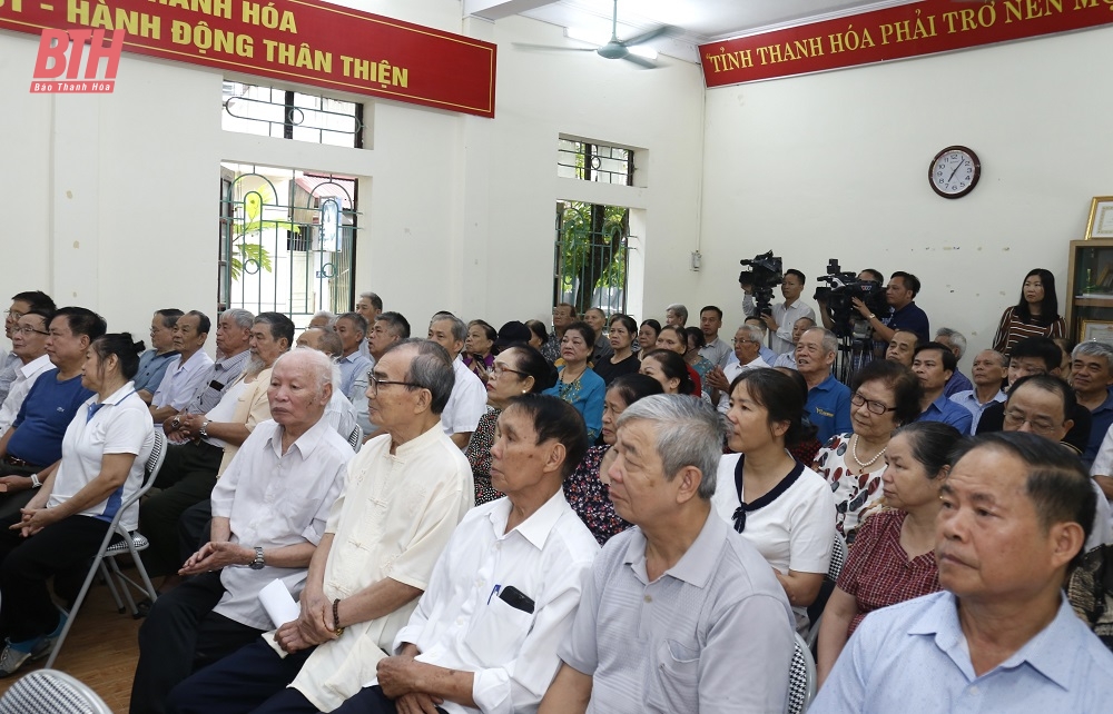 Chủ tịch UBND tỉnh Đỗ Minh Tuấn dự hội nghị lấy ý kiến cử tri về việc nhập huyện Đông Sơn vào TP Thanh Hoá