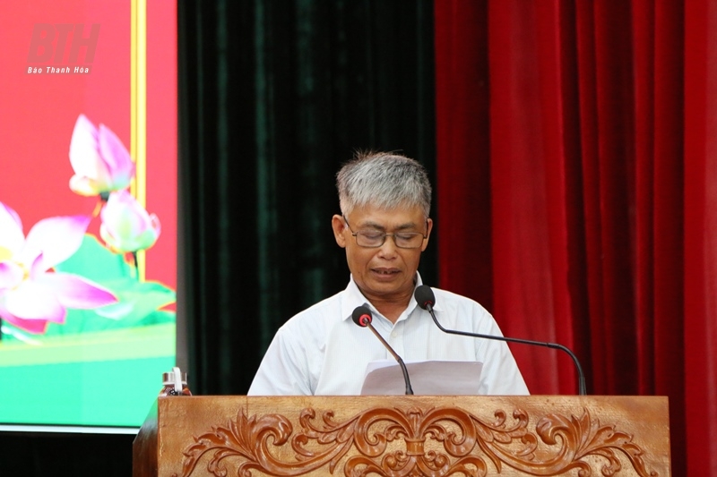 Phó Chủ tịch Thường trực HĐND tỉnh Lê Tiến Lam tiếp xúc cử tri huyện Hoằng Hóa