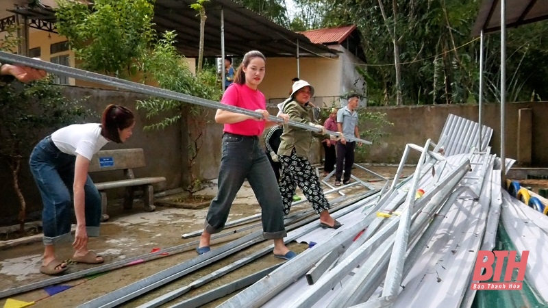 Lang Chánh khắc phục hậu quả mưa bão tại điểm trường mầm non Tân Bình