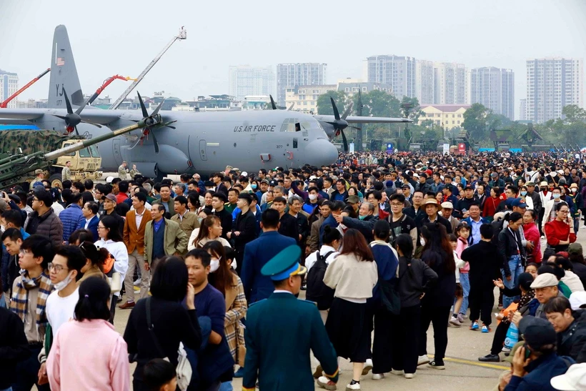 Trải nghiệm các phân khu của Triển lãm Quốc phòng quốc tế Việt Nam 2024