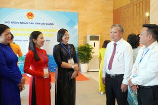 Hội đồng nhân dân hai cấp: Gần dân, kịp việc