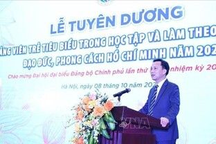Tuyên dương đảng viên trẻ tiêu biểu trong học tập và làm theo tư tưởng, đạo đức, phong cách Hồ Chí Minh