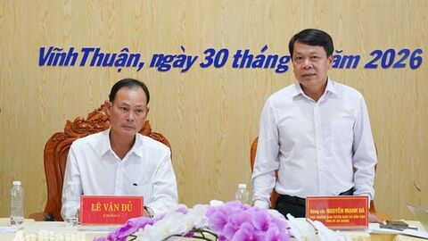 Vĩnh Thuận đưa báo Đảng lên Zalo, đổi mới sinh hoạt chi bộ