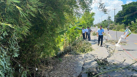 Cảnh báo hạn chế tốc độ phương tiện thủy, đường bộ khu vực sạt lở bờ phải kênh Tri Tôn - Hậu Giang