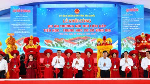 Phó Thủ tướng Bùi Thanh Sơn dự lễ khởi công xây dựng trường nội trú tại xã biên giới tỉnh An Giang