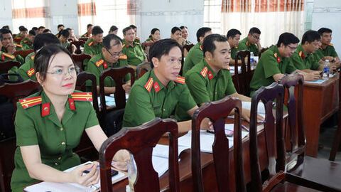 Nâng cao kiến thức chuyển đổi số trong Công an tỉnh An Giang