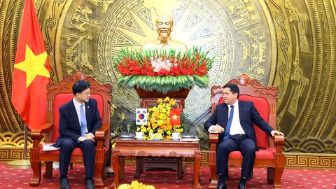 Bí thư Tỉnh ủy Nguyễn Hồng Thái tiếp và làm việc với Thứ trưởng thứ nhất Bộ Đất đai, Cơ sở hạ tầng và Giao thông Hàn Quốc