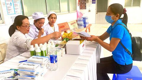 Hơn 700 phụ nữ An Giang được khám tầm soát bệnh phụ khoa