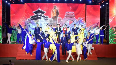 Tổng duyệt chương trình lễ khai mạc Diễn đàn kết nối sản phẩm OCOP vùng đồng bằng sông Cửu Long năm 2025