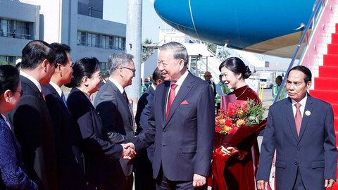 Lễ đón trọng thể Tổng Bí thư Tô Lâm và Phu nhân tại thủ đô Vientiane của Lào