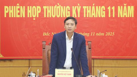 Chủ tịch HĐND tỉnh Nguyễn Việt Oanh: Công khai, minh bạch, nâng cao hiệu quả giải quyết kiến nghị của cử tri