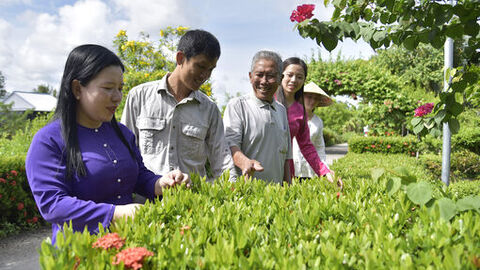 Nêu gương để dân đồng thuận