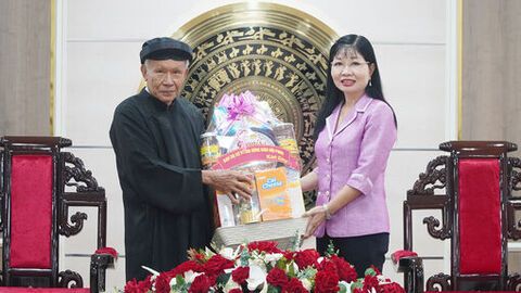 Tỉnh ủy An Giang tiếp đoàn Ban Trị sự Trung ương Giáo hội Phật giáo Hòa Hảo