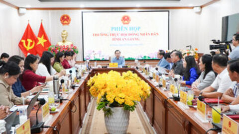 Thường trực HĐND tỉnh An Giang xem xét các đề xuất xây dựng nghị quyết 
