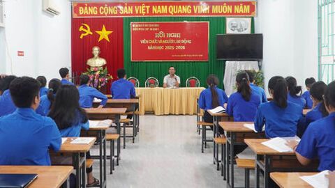 Tập huấn về giảm thiểu tình trạng tảo hôn, hôn nhân cận huyết cho học sinh dân tộc thiểu số