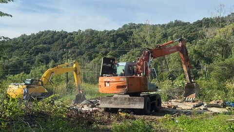 Cưỡng chế 1 trường hợp vi phạm hành chính trong lĩnh vực đất đai