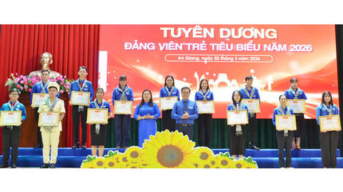 Đảng viên trẻ ở cơ sở