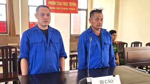 Đưa tàu sang nước ngoài khai thác hải sản vi phạm IUU, hai cha con lãnh án 12 năm tù