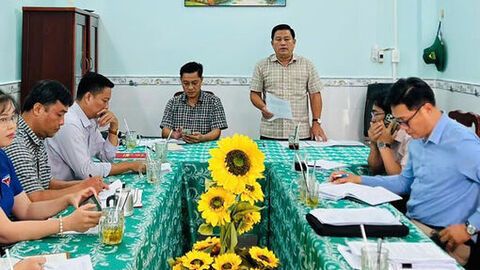 Kiểm tra công tác chuẩn bị Đại hội điểm Hội Nông dân xã Long Thạnh 