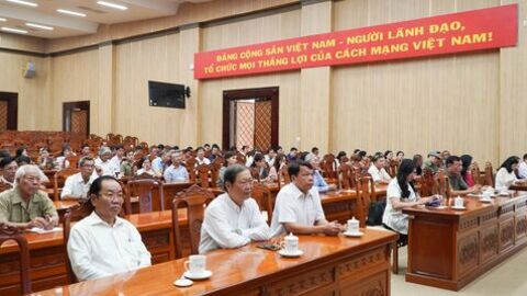 Quán triệt Nghị quyết Đại hội XIV của Đảng cho đội ngũ báo chí, văn nghệ sĩ và trí thức