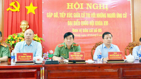 Ứng cử viên đại biểu Quốc hội, đơn vị số 5 tiếp xúc cử tri phường Vĩnh Thông và xã Tân Hội