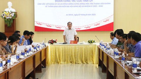 Phó Chủ tịch Thường trực UBND tỉnh An Giang Nguyễn Thanh Phong làm việc với 5 xã về công tác tổ chức đại hội nhiệm kỳ 2025 - 2030