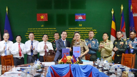Tỉnh Koh Kong tiếp tục hỗ trợ An Giang tìm kiếm, quy tập hài cốt liệt sĩ