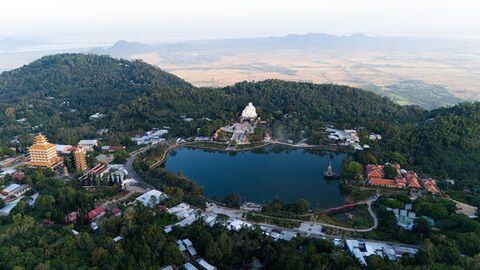 Đề xuất chuyển giao Ban Quản lý Khu du lịch Núi Cấm về địa phương quản lý