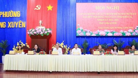 Ứng cử viên đại biểu HĐND tỉnh An Giang tiếp xúc cử tri phường Long Xuyên 