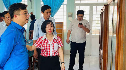 Trung ương đoàn khảo sát việc chuẩn bị Lễ ra quân Chiến dịch Thanh niên tình nguyện hè tại xã Ba Chúc