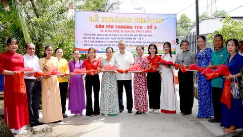 Khánh thành cầu trên địa bàn xã Thạnh Lộc