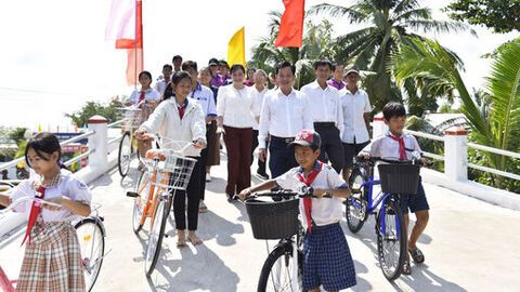 Khánh thành cầu Sứ Mệnh Kim Cương tại xã Định Hòa